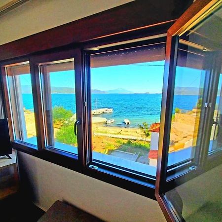 Gianni'S Apartment 1 By The Sea Ammouliani Exterior photo
