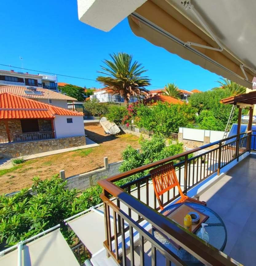 Gianni'S Apartment 1 By The Sea Ammouliani Exterior photo
