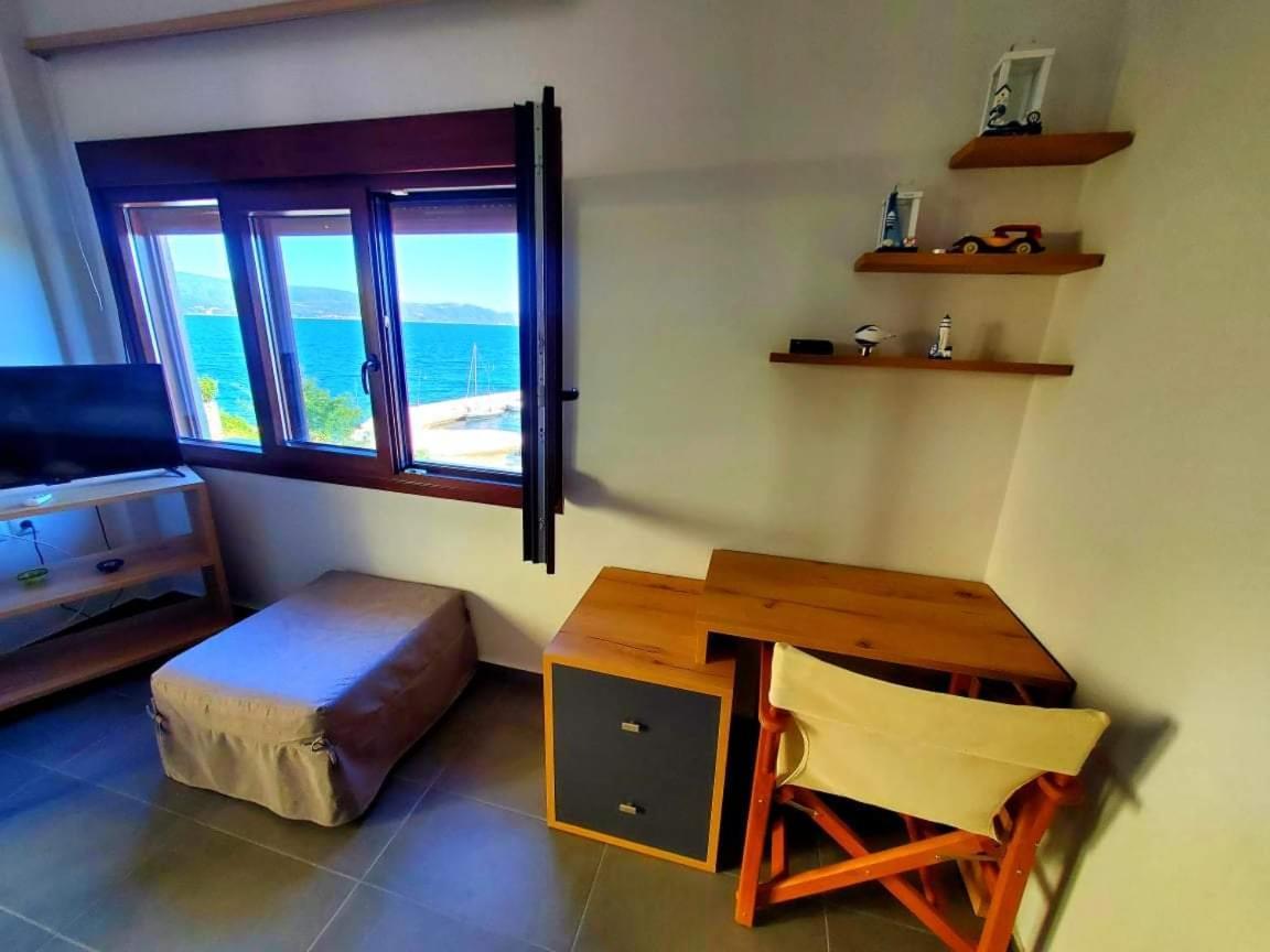 Gianni'S Apartment 1 By The Sea Ammouliani Exterior photo